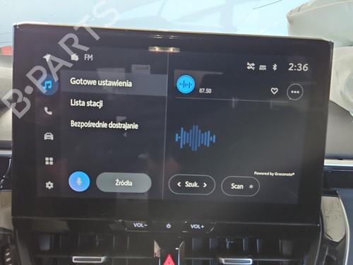 display-monitor-toyota-corolla-saloon-_e21_-2019-37854304 main image