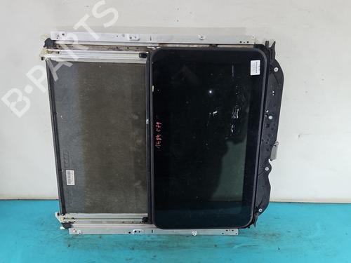 sunroof-mercedes-benz-e-class-w212-2009-2010-2011-2012-2013-2014-2015-2016-37818804 main image