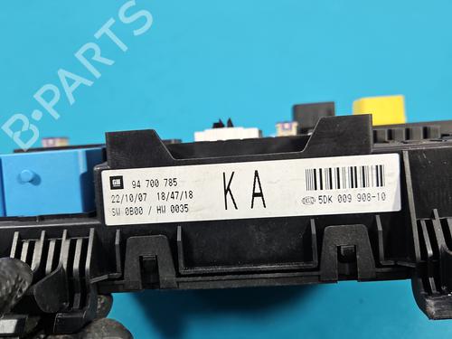 Fuse box OPEL ASTRA H Saloon (A04) | BP38000470E1 - Image 5