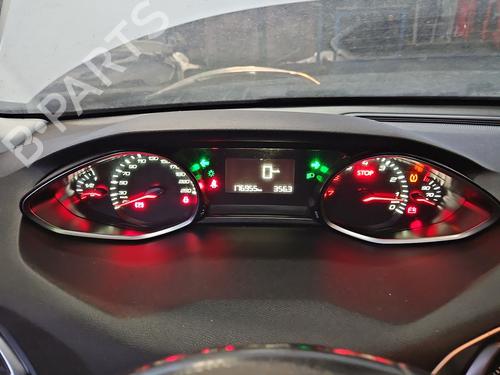 Used Instrument cluster Instrument cluster 37828443 37828443