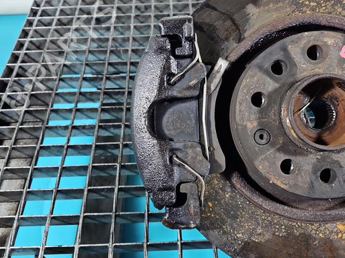 Used Left front brake caliper Left front brake caliper 37853775 37853775