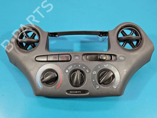 Used Climate control Climate control TOYOTA YARIS (_P1_) 1.3 (NCP10, SCP12_) (86 hp) 39027799 39027799