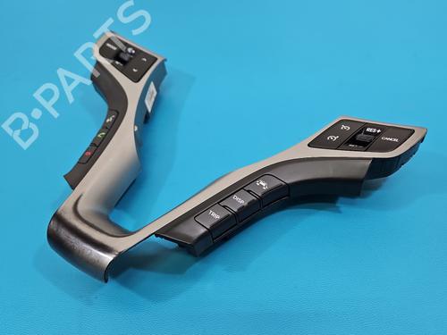 Used Steering wheel controls Steering wheel controls HYUNDAI i40 I CW (VF) 1.7 CRDi (136 hp) 39685778 39685778