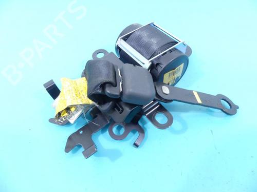 rear-center-seatbelt-toyota-verso-_r2_-2009-2010-2011-2012-2013-2014-2015-2016-2017-2018-37803506 main image