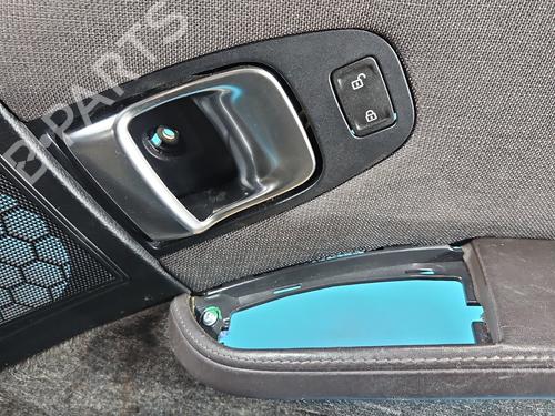 Høyre frontpanel BMW i3 (I01) Range Extender | BP37843213C59 - Image 2