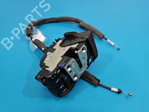 front-right-lock-nissan-juke-f15-2010-2011-2012-2013-2014-2015-2016-2017-2018-2019-37840779 main image