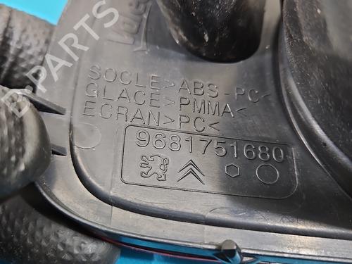 Rear bumper left light CITROËN C3 Picasso (SH_) 1.6 HDi | BP37842341C81 - Image 4