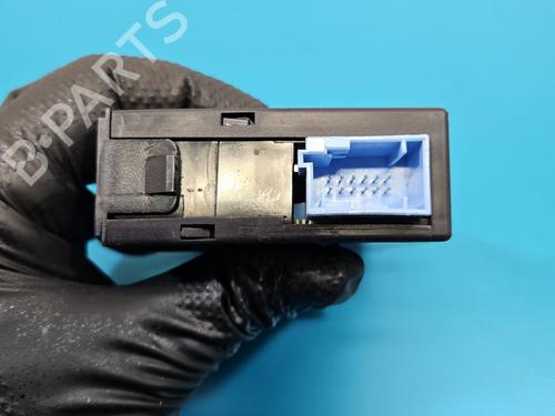 Card reader RENAULT ESPACE IV (JK0/1_) 2.0 dCi (JK03, JK04, JK1C, JK1G, JK1J, JK1K) | BP39902946E4 - Image 6
