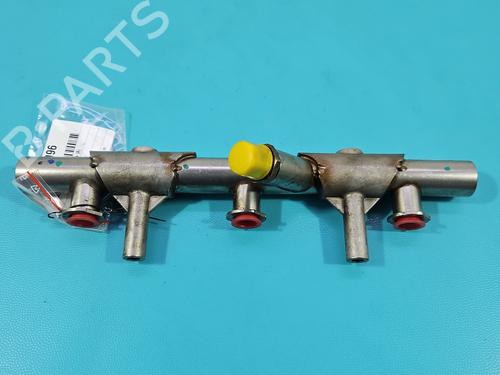 Used Injection rail Injection rail 37837562 37837562