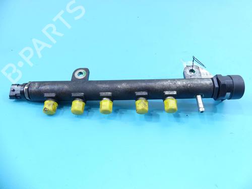 Used Injection rail Injection rail 37882557 37882557