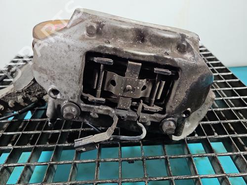left-front-brake-caliper-alfa-romeo-159-939_-2005-2006-2007-2008-2009-2010-2011-2012-37818175 main image