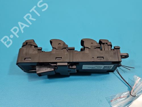 Switch VOLVO V40 Hatchback (525) T3 GTDi | BP38147648I30 - Image 3