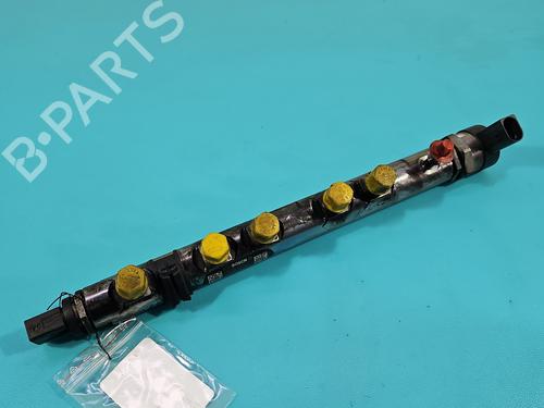 injection-rail-bmw-3-f30-f80-2011-2012-2013-2014-2015-2016-2017-2018-37822440 main image