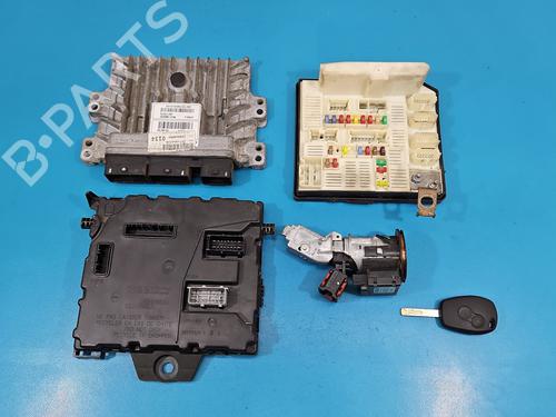 engine-control-unit-ecu-renault-kangoo-express-fw01_-2008-37852270 main image