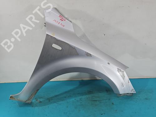 Used Right front fenders Right front fenders 37814815 37814815