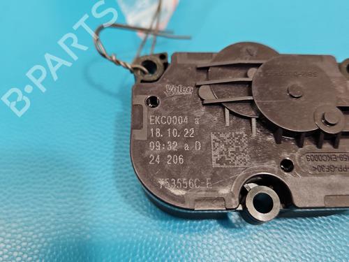 Heater blower motor BMW X1 (U11) iX1 xDrive 30 | BP37841604M62 - Image 3
