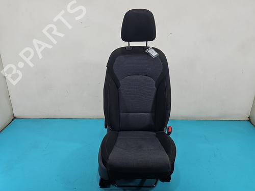 sde-hjre-fortil-hyundai-i30-pde-pd-pden-2016-38149915 main image