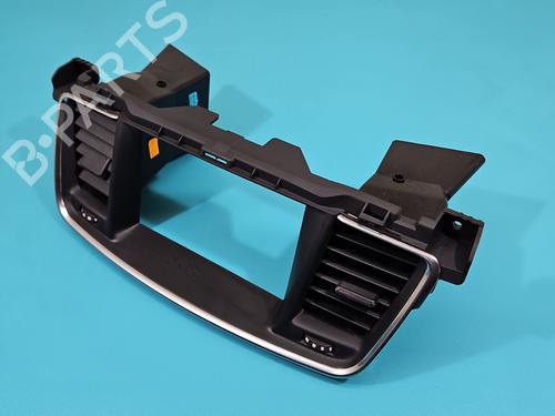 air-vent-peugeot-508-sw-i-8e_-2010-2011-2012-2013-2014-2015-2016-2017-2018-37818649 main image