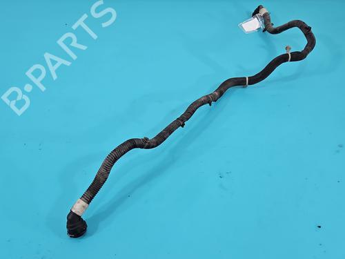 Pipe TESLA MODEL 3 (5YJ3) | BP38128298M125 - Image 2