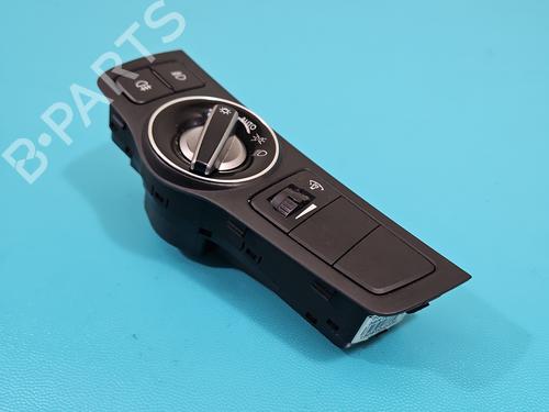 headlight-switch-hyundai-i40-i-cw-vf-2011-2012-2013-2014-2015-2016-2017-2018-2019-37819079 main image