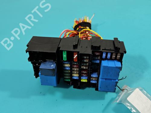 Fuse box RENAULT EXPRESS Box Body/MPV | BP37831050E1 - Image 2