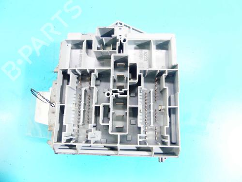 Fuse box ALFA ROMEO 159 (939_) 1.9 JTDM 16V (939AXF1B, 939AXC1B) | BP37807644E1 - Image 2