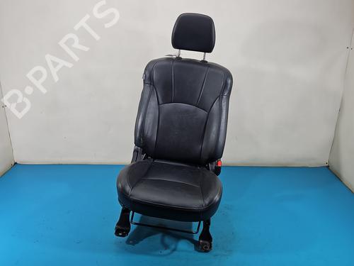 right-front-seat-mitsubishi-outlander-ii-cw_w-2005-2006-2007-2008-2009-2010-2011-2012-37855389 main image