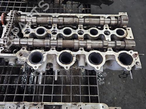 Used Cylinder head Cylinder head 37850623 37850623