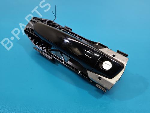 front-left-exterior-door-handle-audi-a3-limousine-8vs-8vm-2013-2014-2015-2016-2017-2018-2019-2020-2021-37848927 main image