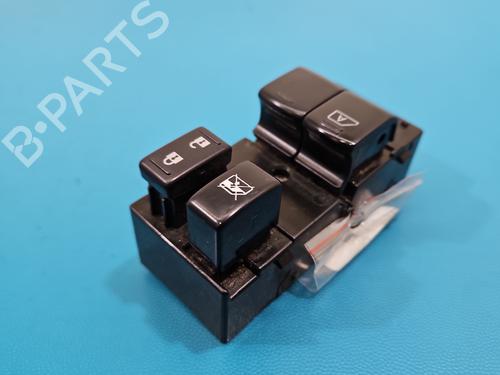 switch-nissan-micra-iv-k13k-k13kk-2010-37851192 main image
