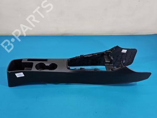 Used Armrest / Center console Armrest / Center console KIA STONIC (YB) 1.2 CVVT (84 hp) 40015129 40015129