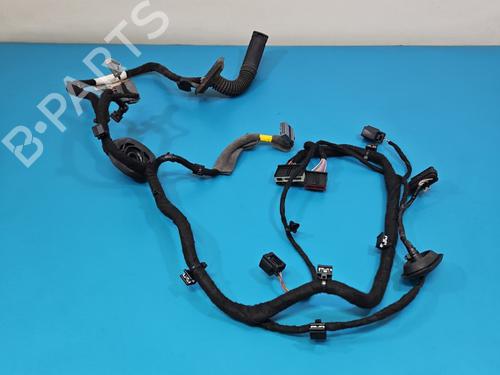BP37830584E16 main image