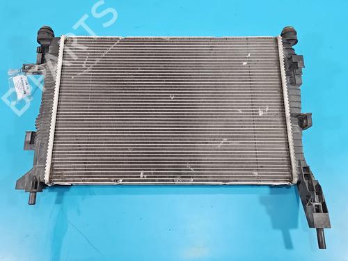 water-radiator-ford-focus-iii-2010-2011-2012-2013-2014-2015-2016-2017-2018-2019-2020-37826976 main image
