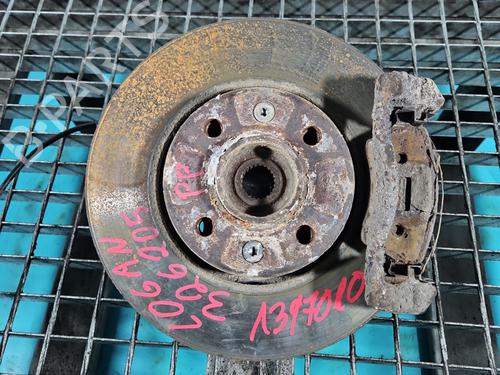 Used Right front steering knuckle Right front steering knuckle DACIA LOGAN MCV (KS_) 1.5 dCi (KS0W) (86 hp) 38120619 38120619