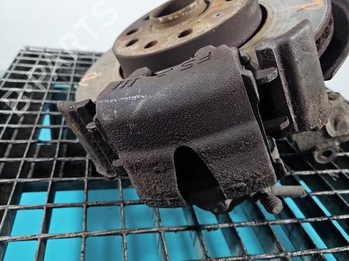 Used Right front brake caliper Right front brake caliper 37821833 37821833