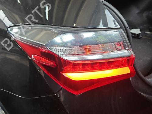 Used Left taillight Left taillight TOYOTA COROLLA Saloon (_E18_, ZRE1_) 1.6 (ZRE181_) (132 hp) 40127284 40127284