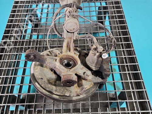 Left front steering knuckle MITSUBISHI MIRAGE / SPACE STAR VI Hatchback (A0_A) 1.2 (A03A) | BP38132605M25 - Image 2