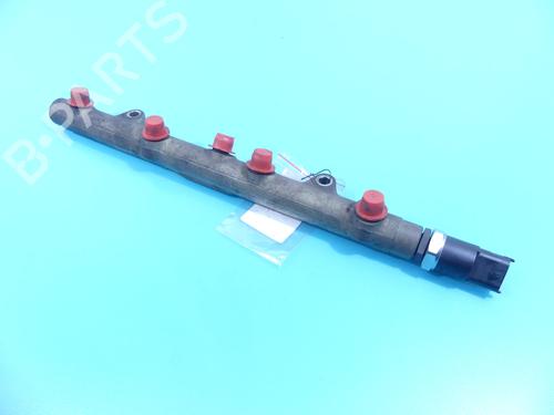 Used Injection rail Injection rail 37880428 37880428