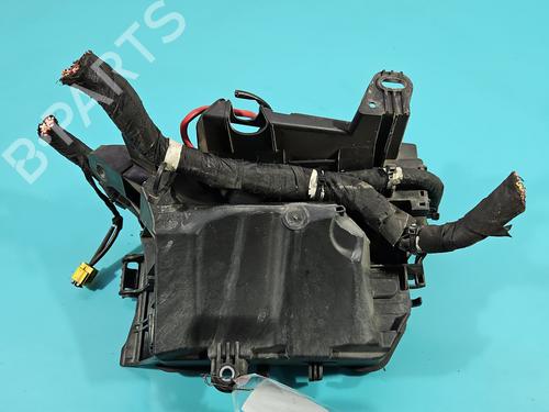 Fuse box INFINITI Q30 | BP38135240E1 - Image 9