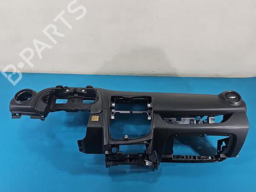 Used Dashboard Dashboard 37831076 37831076