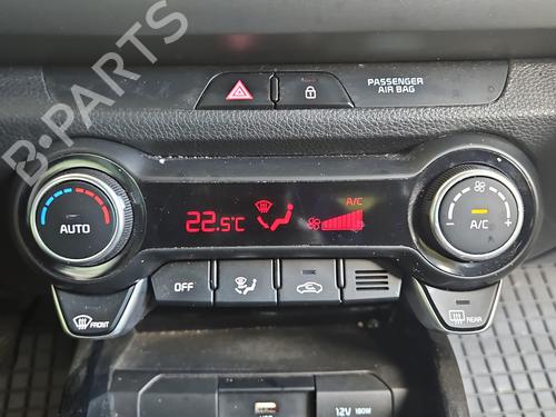 Used Climate control Climate control 38144380 38144380