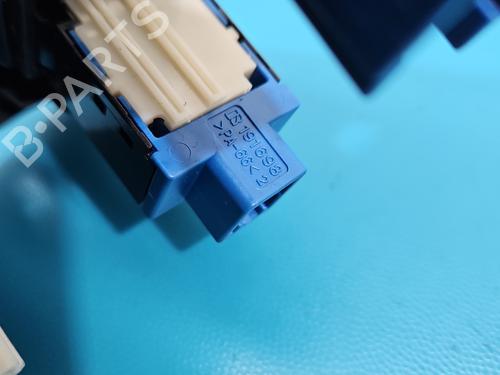 Switch TOYOTA AURIS (_E18_) 1.8 Hybrid (ZWE186_, ZWE186R) | BP37824370I30 - Image 10
