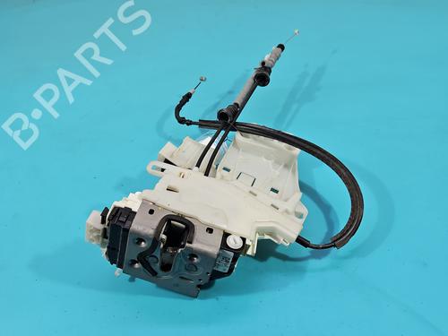 rear-left-lock-jeep-renegade-suv-bu-b1-bv-2014-38115827 main image