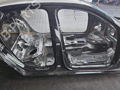 Højre sidekjole Højre sidekjole AUDI A3 Limousine (8VS, 8VM) 1.8 TFSI (170 hp) 37849592 37849592
