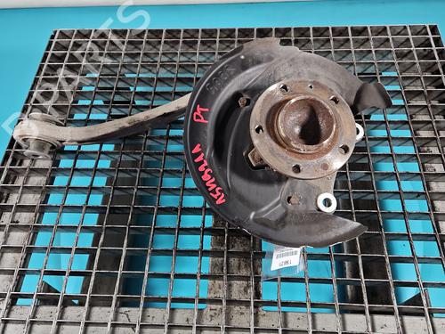 Used Right rear steering knuckle Right rear steering knuckle 37828066 37828066