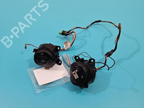 Commandes au volant Commandes au volant 38166135 38166135