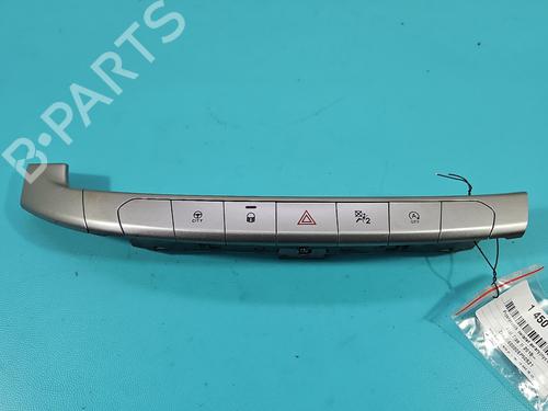 warning-switch-fiat-tipo-saloon-356_-357_-2015-37815864 main image