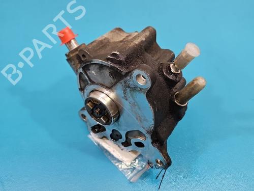 Used Vacuum pump Vacuum pump MITSUBISHI OUTLANDER II (CW_W) 2.0 DI-D (CW8W) (140 hp) 40609092 40609092
