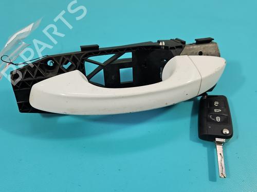Used Front left exterior door handle Front left exterior door handle 38132365 38132365
