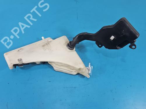 Used Windscreen washer tank Windscreen washer tank 37829888 37829888